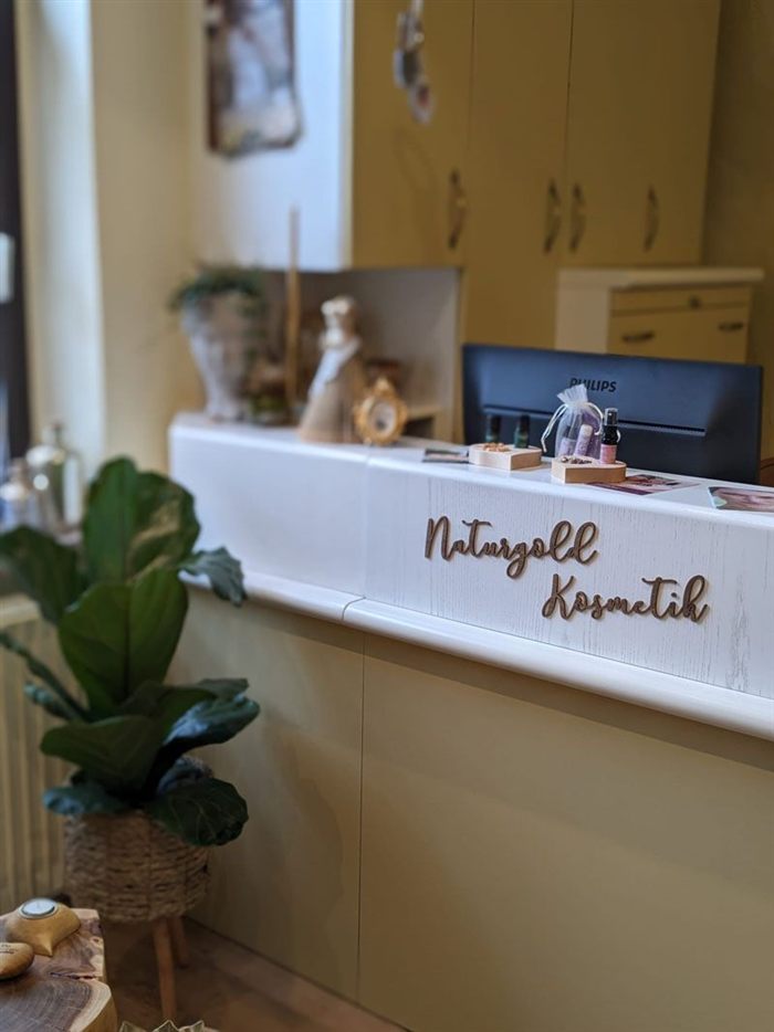 Empfangsbereich im Kosmetikstudio Naturgold Kosmetik